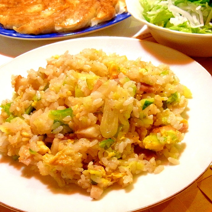 キャベツとちくわのチャーハン